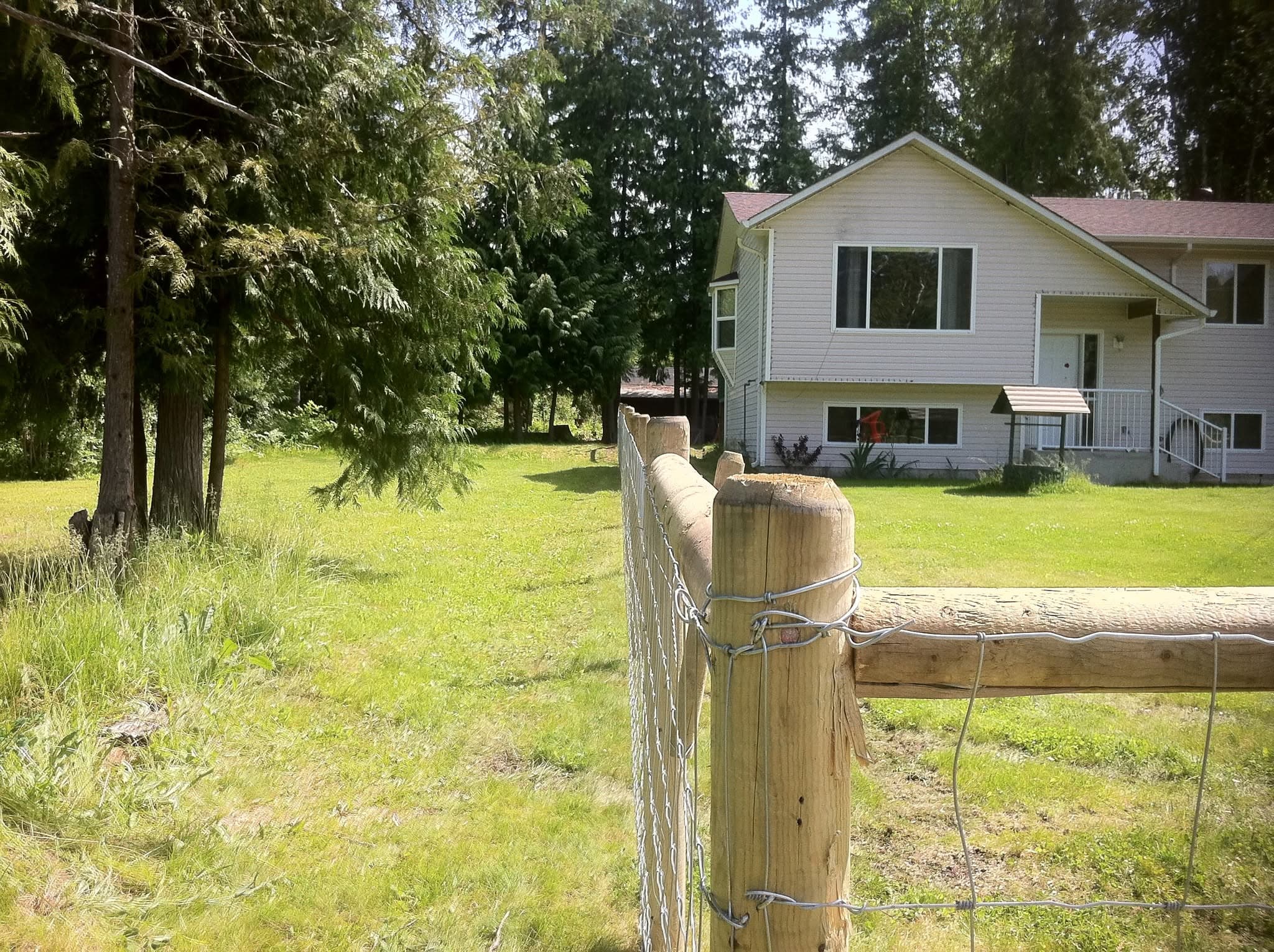 Professional fence installation by Don's Fences & Services